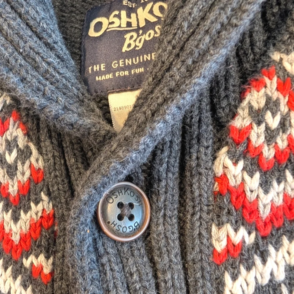 OshKosh B'gosh gray knit Southwestern button up cardigan w pockets. 3T